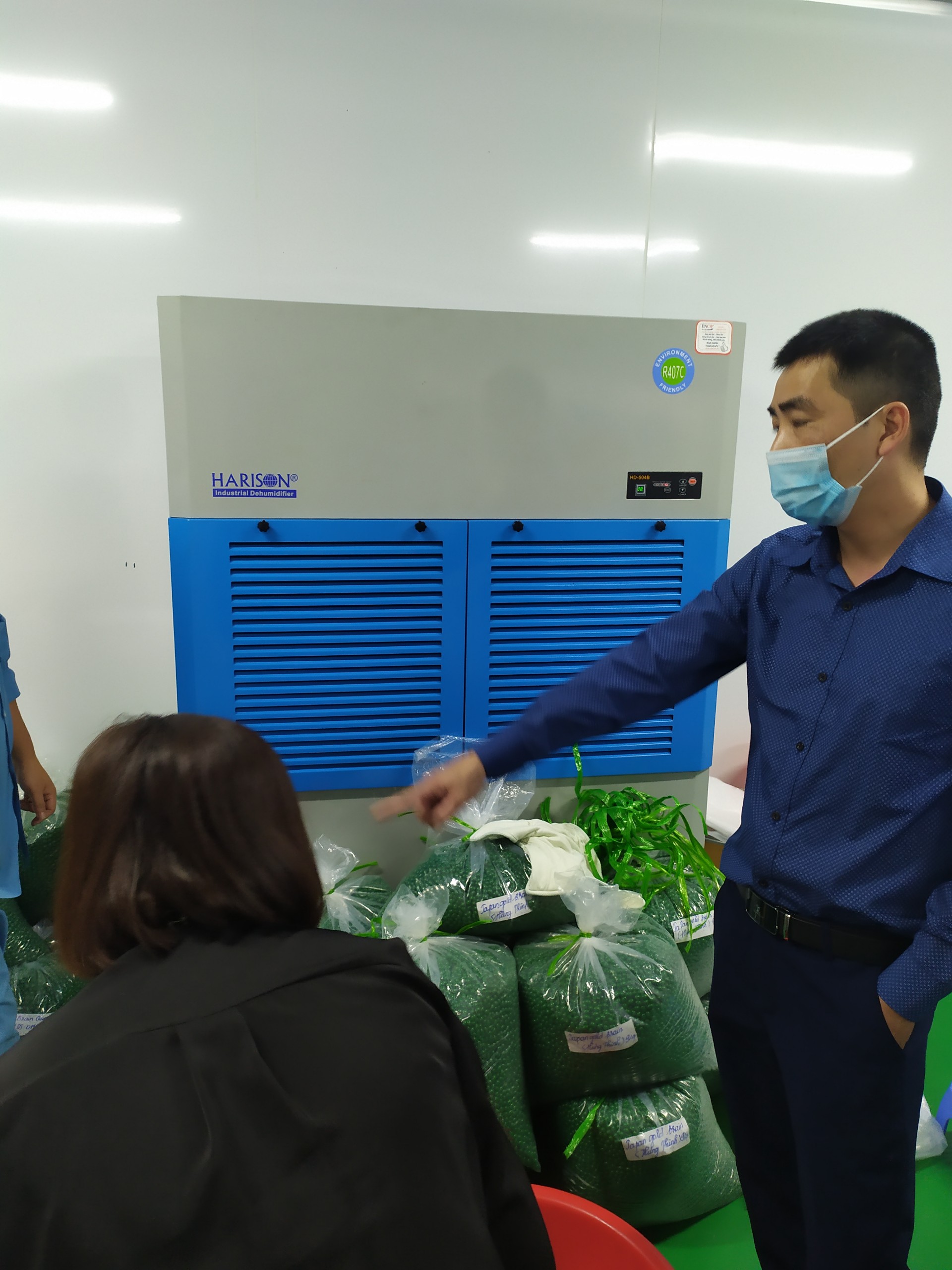 máy hút ẩm công nghiệp Harison trong lĩnh vực dược phẩm